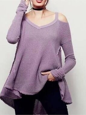 Free People Lavender Cold-Shoulder V-Neck Waffle Knit Sweater